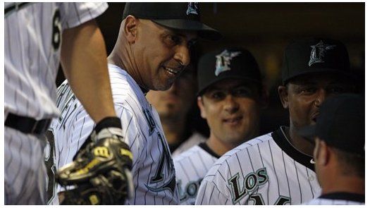 Rodrí­guez seguirá al timón de los Marlins