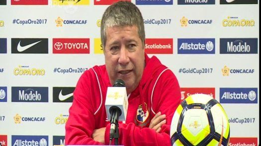 Bolillo cambia y jugaría Gabriel Torres junto a Ismael Díaz en ataque