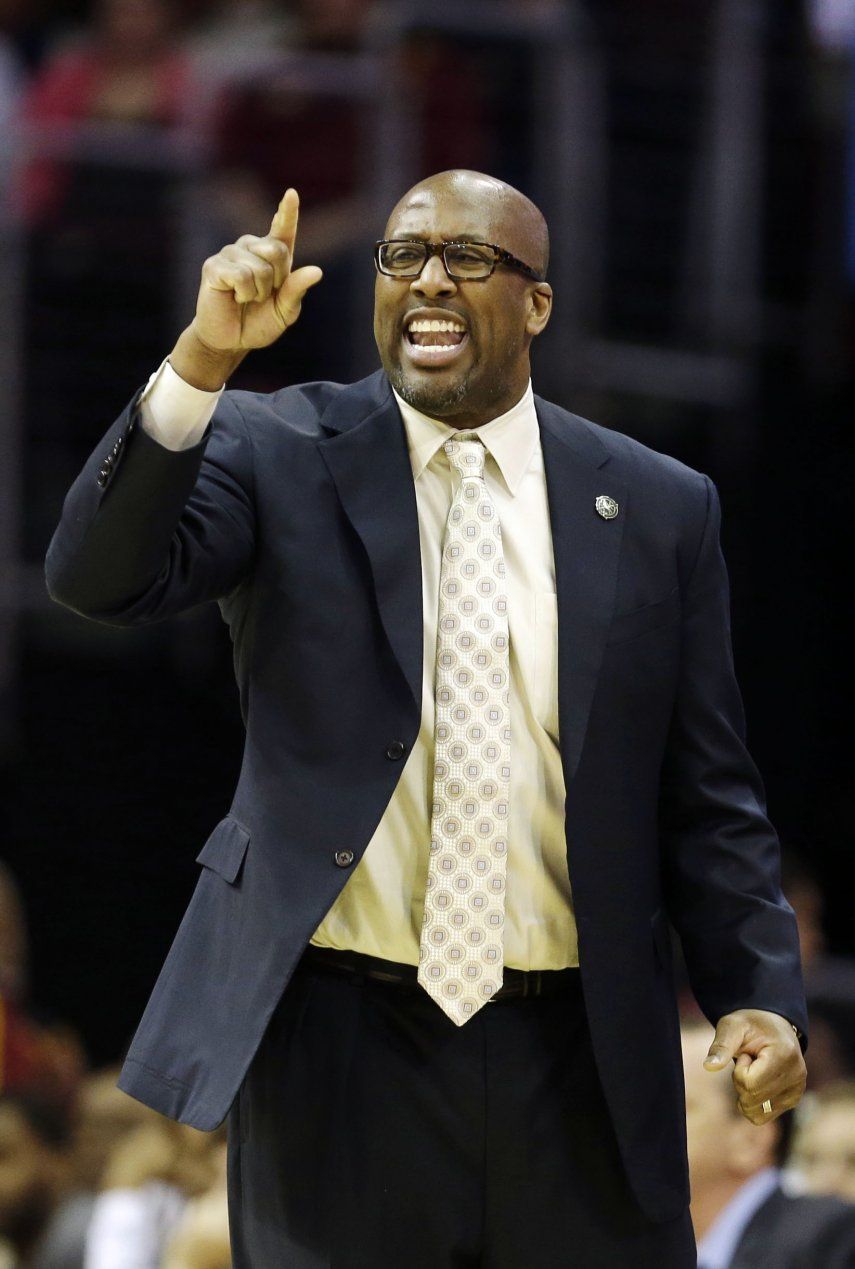 Cavs despiden a su entrenador Brown