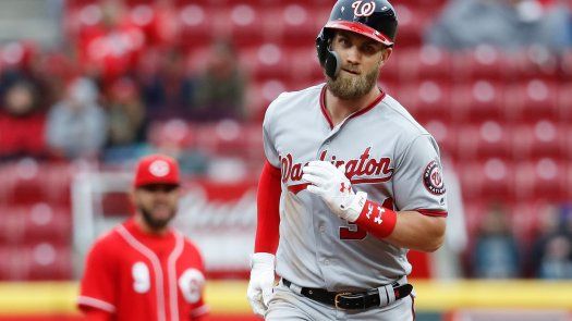 Harper sacude 2 jonrones; Nacionales barren a Rojos