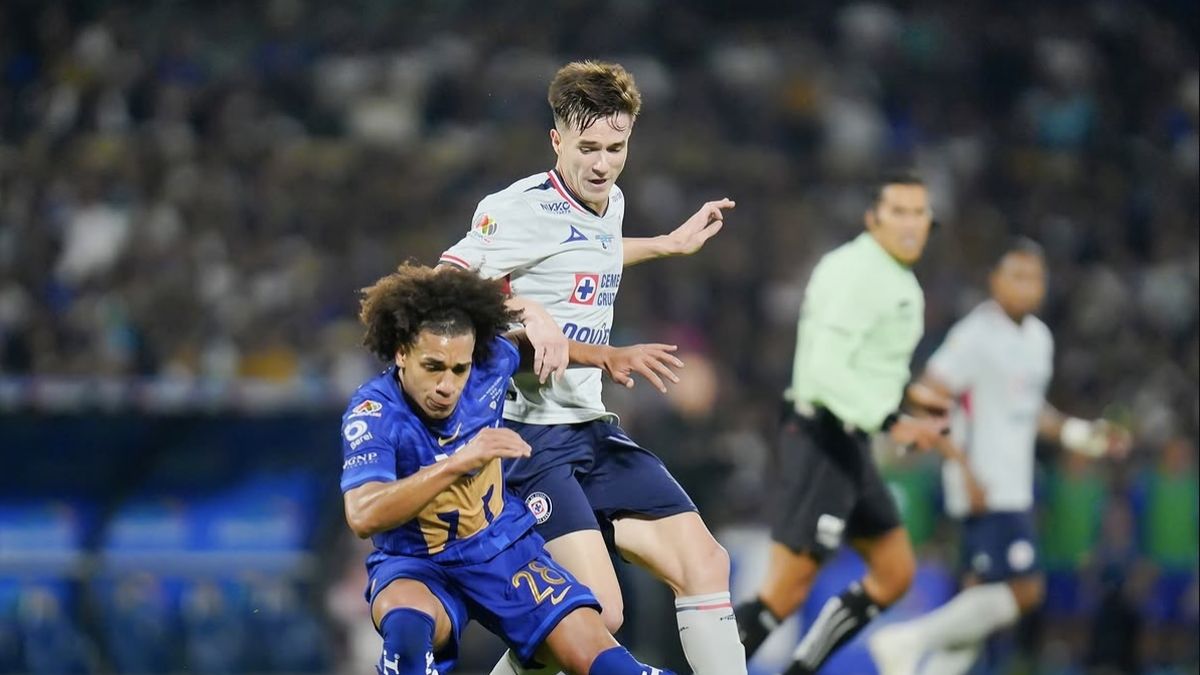 Adalberto Carrasquilla salió entre lágrimas de la Final de la Liga MX Adalberto Carrasquilla salió entre lágrimas de la Final de la Liga MX