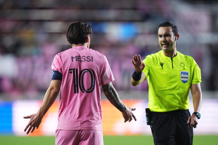 FIFA anuncia nómina de árbitros para Mundial de Clubes 2025