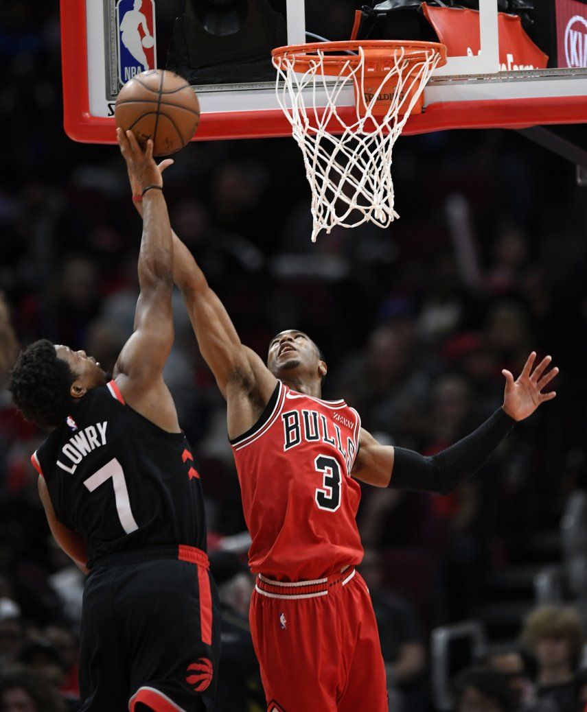 Raptors arrasan 124-101 a Bulls
