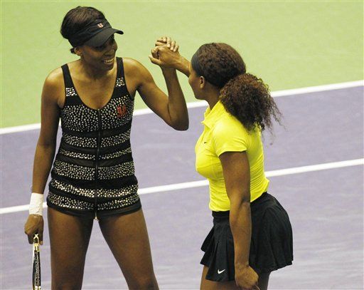 Hermanas Williams pierden partidos de exhibición en Milán