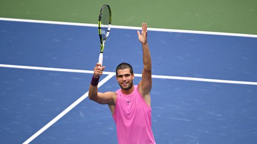  Carlos Alcaraz vence a Novak Djokovic y avanza a la final del US Open