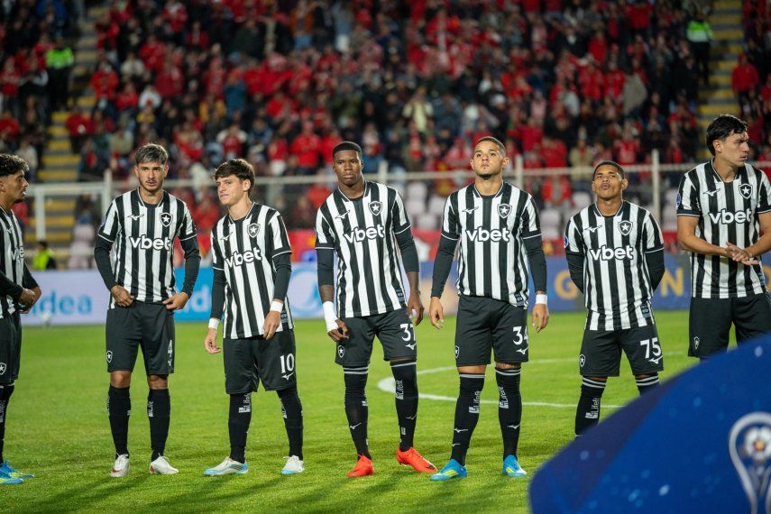 Copa Sudamericana: El Botafogo fue goleado ante Cienciano y Kadir Barría señalado