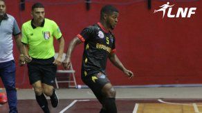 Alfonso Maquensi es uno de los seleccionados que juega en la Liga Nacional de Futsal de Panamá