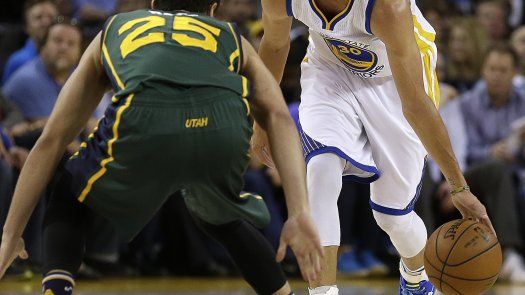 Curry vuelve a brillar en la victoria de Warriors sobre Jazz