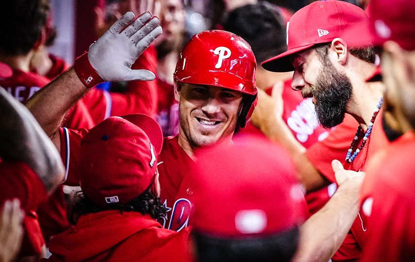 Phillies a punta de cuadrangulares se ponen a un juego de la World Series