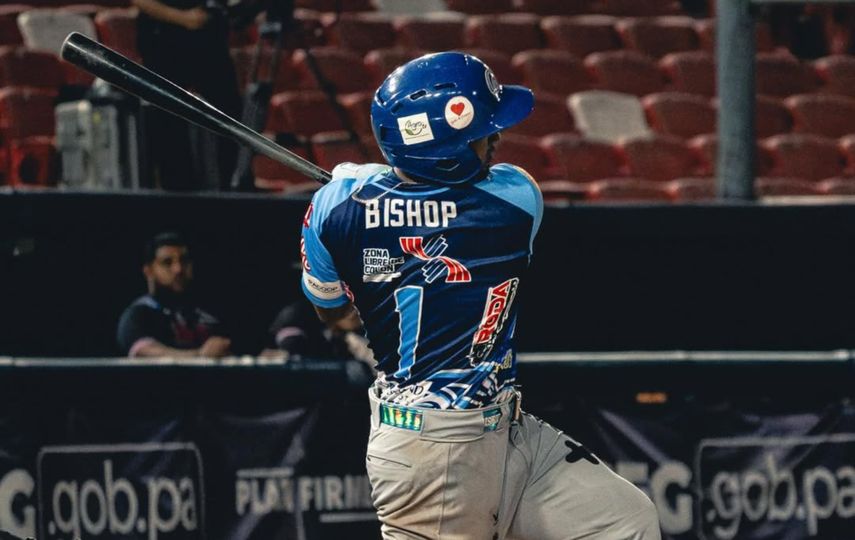 Béisbol Mayor 2026: Colón le da vuelta en la novena a Bocas y toma el comando en la serie