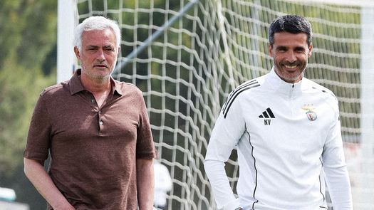 José Mourinho: A partir del próximo lunes ya podré hablar sobre mi futuro José Mourinho: A partir del próximo lunes ya podré hablar sobre mi futuro