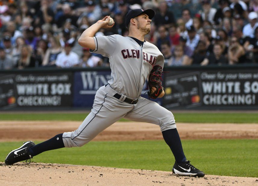 Bauer domina a bates de Medias Blancas en victoria de Indios