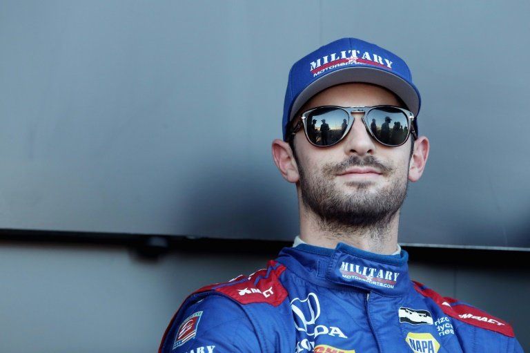 Estadounidense Rossi se impone en GP de Long Beach de la IndyCar