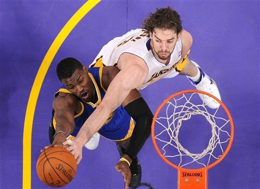 NBA: Lakers 117, Warriors 89; Gasol se luce con Lakers