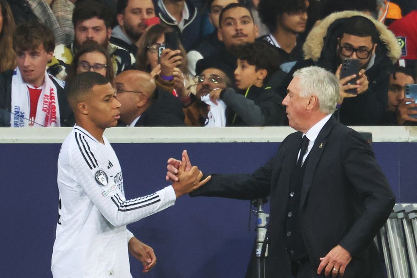 Carlo Ancelotti asegura que el problema del Real Madrid no es Kylian Mbappé