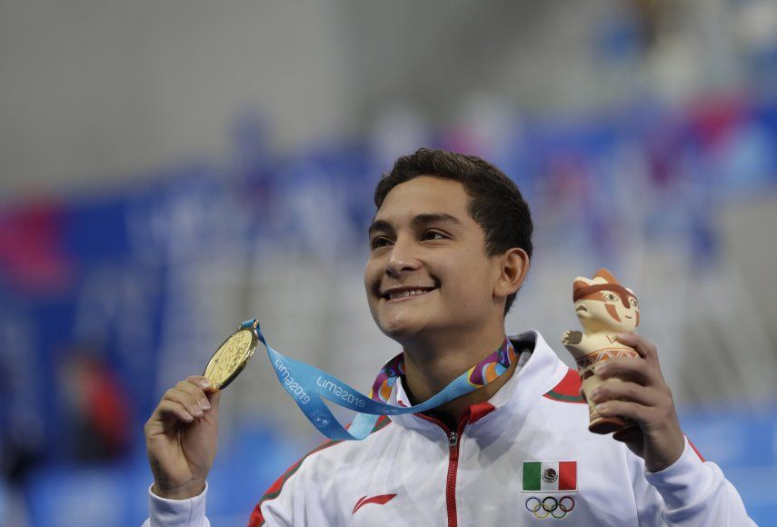 Oro para México en clavados y para Argentina en hándbol