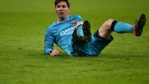 Messi fue sustituido en el descanso por una ligera sobrecarga