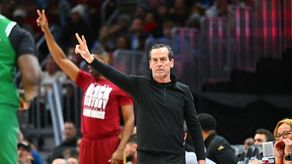 NBA: Kenny Atkinson, elegido Entrenador del año