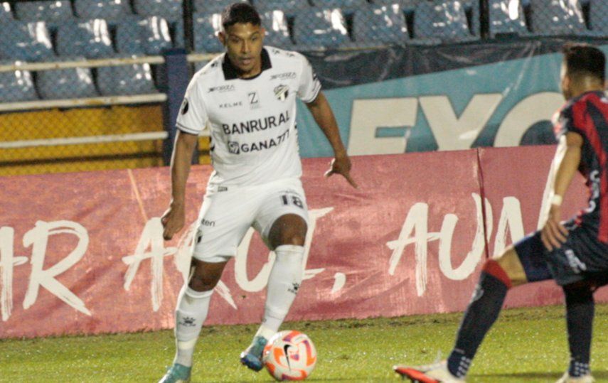 Copa Centroamericana 2023: Jorman Aguilar se lesiona tras marcar un golazo