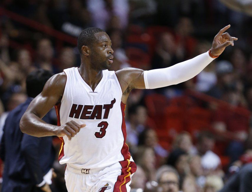 Miami se salva del ridículo ante los 76ers