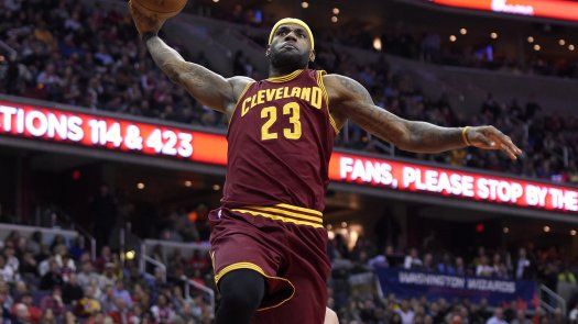 LeBron y Cavaliers les dan repaso a Wizards en Washington