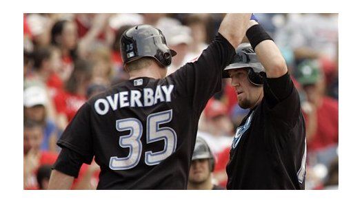 MLB: Azulejos 5, Filis 1; Azulejos ligan 3 jonrones