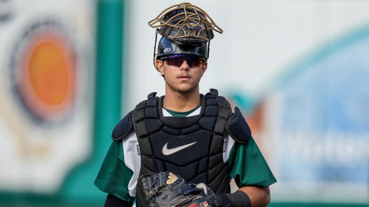 Ethan Salas debuta en Doble A a los 17 años con hit de oro
