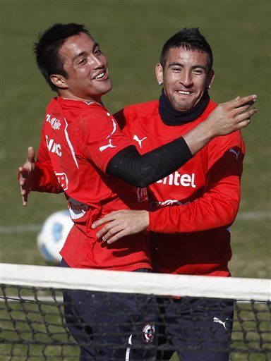 América: Miles de chilenos viajan a partido Chile-Uruguay