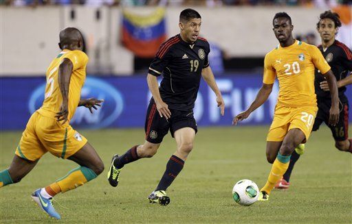 México golea a Costa de Marfil
