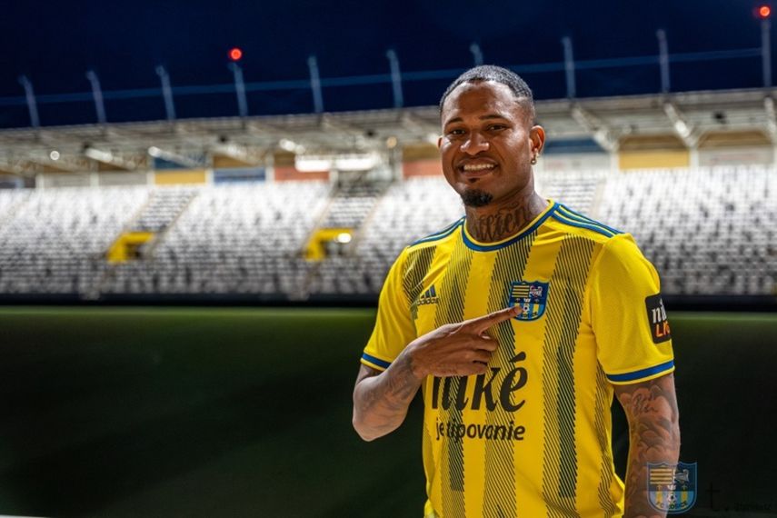 Eric Davis es anunciado como nuevo jugador del FC Kosice