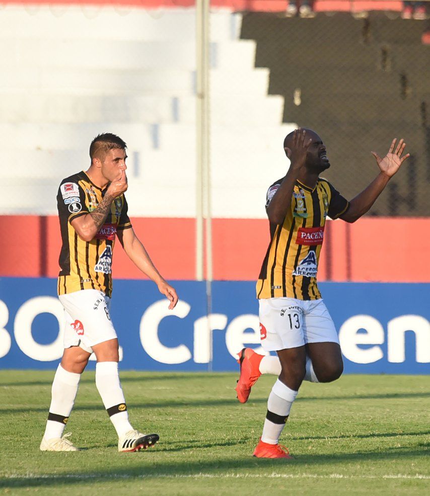 Adolfo Machado anotó pero The Strongest queda eliminado de Copa Libertadores
