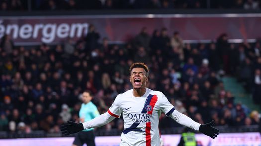 El PSG sufrió para superar al Metz en la Ligue 1 El PSG sufrió para superar al Metz en la Ligue 1