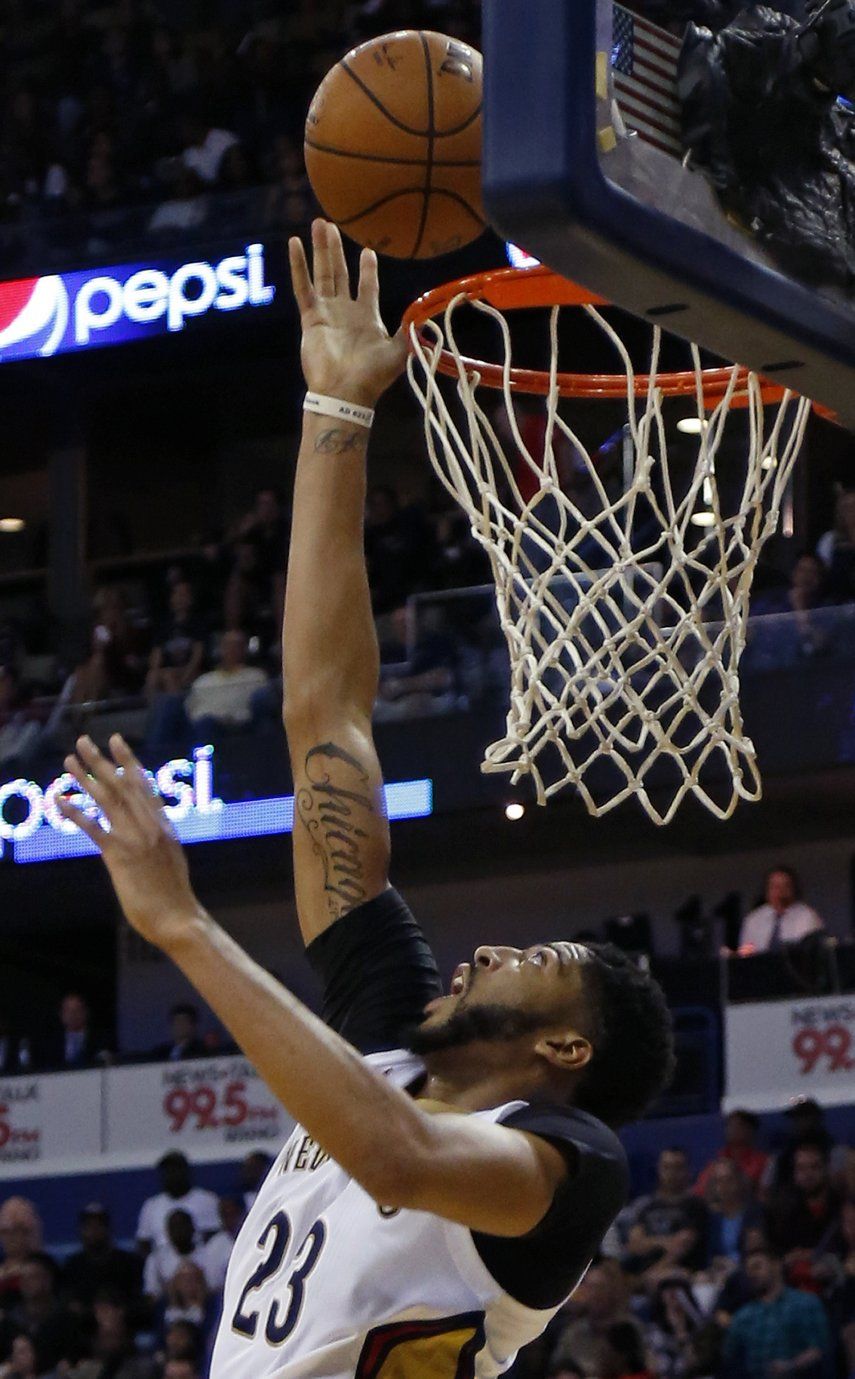 Anthony Davis comienza temporada con racha anotadora