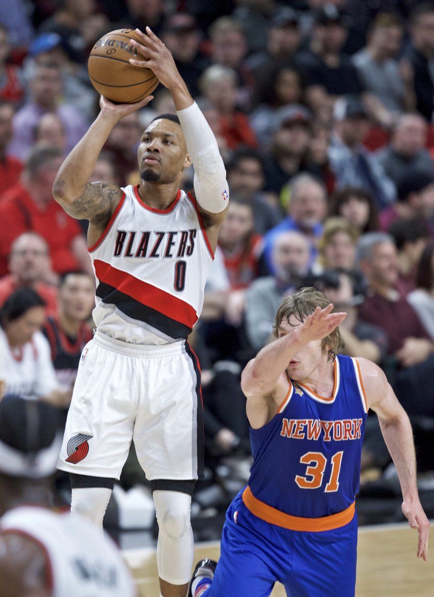 Lillard anota 30; Blazers aplastan a Knicks
