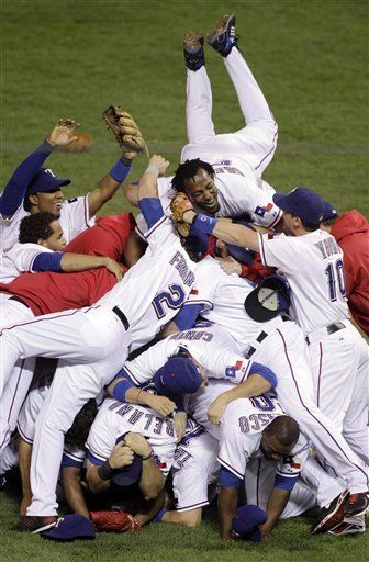Rangers vence a Yanquis y llegan a Serie Mundial por 1ra vez