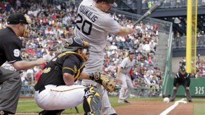 Piratas frenan ofensiva de Medias Rojas; Jiménez domina a Yanquis