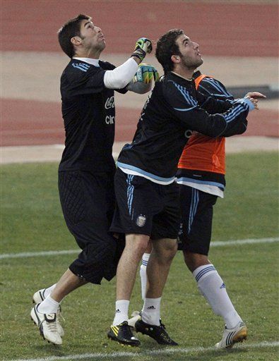 Mundial: Vieja y nueva rivalidad en escena en segunda ronda