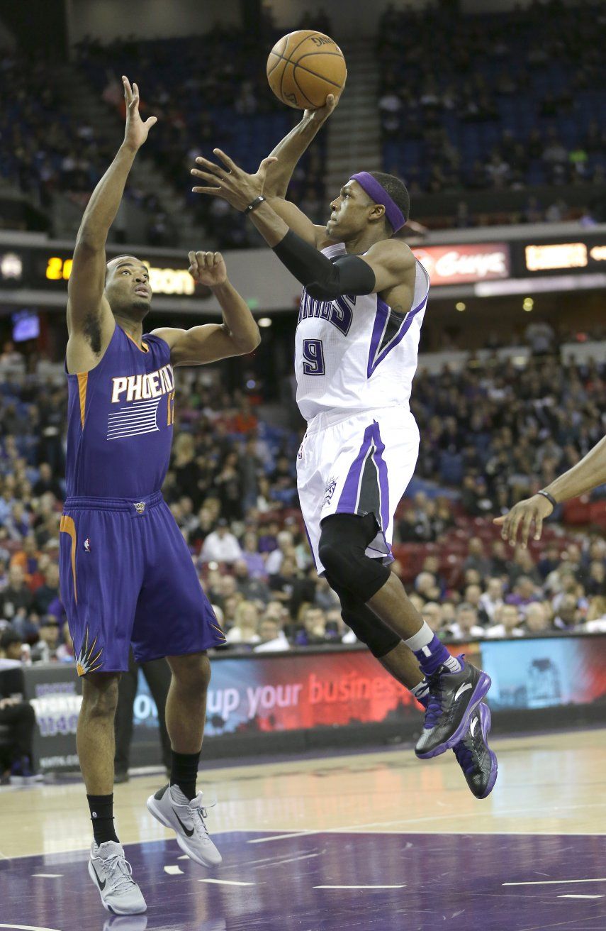 Kings vence a Suns en histórico triunfo para George Karl