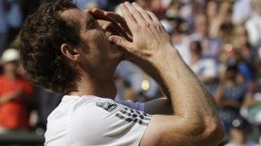 Murray vence a Djokovic en la final de Wimbledon