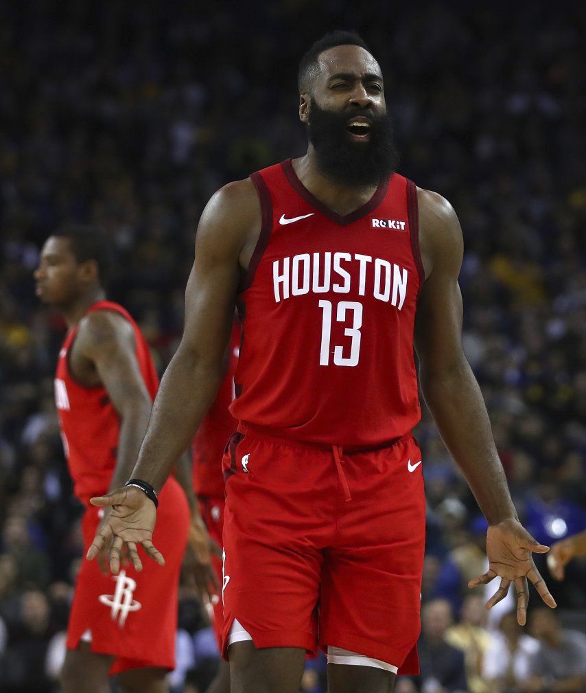 Harden guía a Rockets a triunfo sobre Warriors en prórroga
