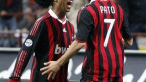 Campeones: Kaká se reencuentra con el Milan