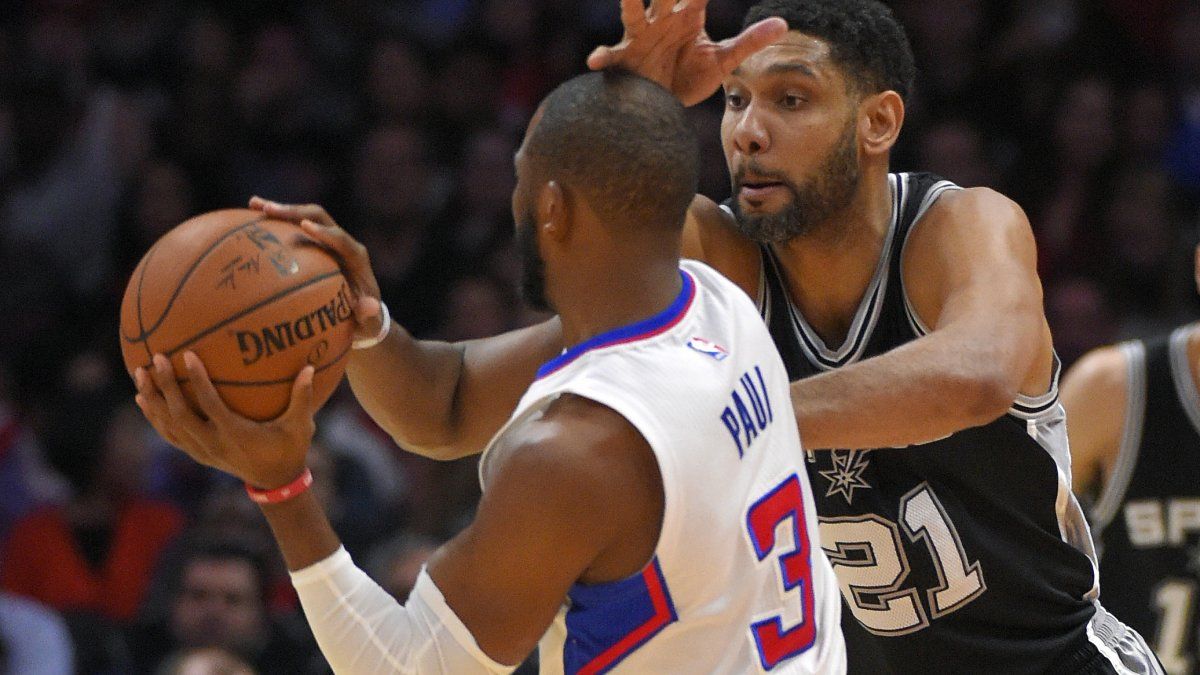 Clippers aguantan y se imponen a Spurs en un ajustado final