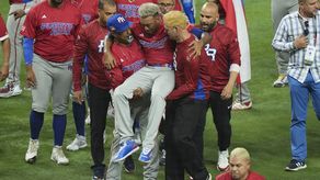 Clásico Mundial 2023: El cerrador puertorriqueño Edwin Díaz se lesiona en celebración