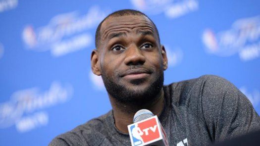 NBA: LeBron usará el número 23 con los Cavaliers