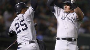 Yanquis vencen a Atléticos 5-1 con dos jonrones tardíos