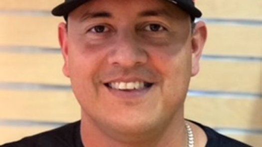 Panameño Julio Rangel será coach de pitcheo de los Rangers