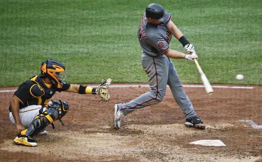 Greinke domina y Diamondbacks supera 7-2 a Piratas