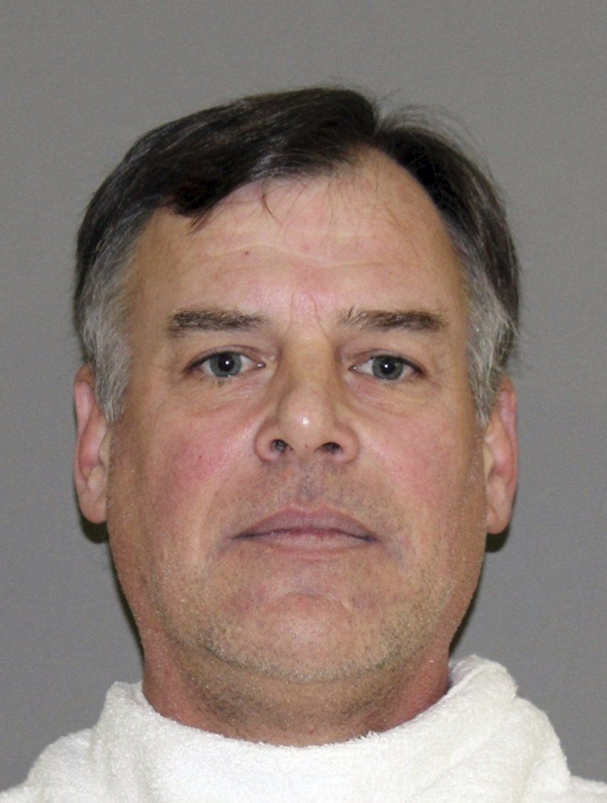 Ex relevista John Wetteland arrestado por abuso de menor