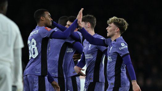 Liverpool gana al Arsenal en tercera ronda de FA Cup