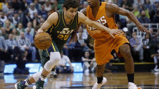 Ingles anota 15 y Jazz humilla a Suns